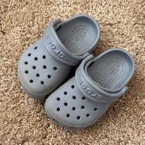 CROCS Kids Light Gray Classic Clog - Easy Slip-On Sandal